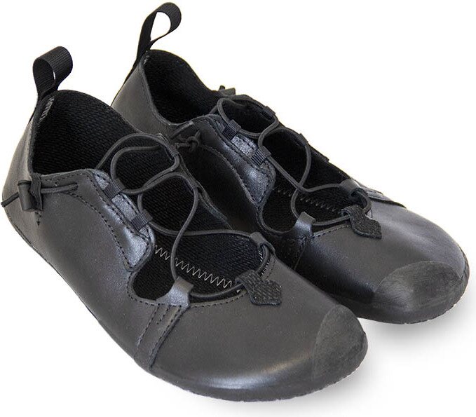 Saltic Arwen Čierna