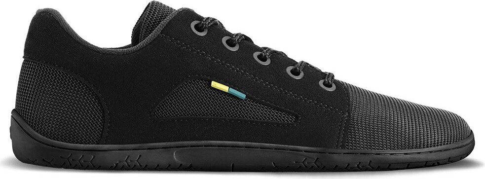 Be Lenka Whiz Čierna