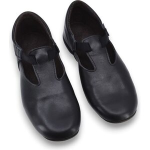 Omaking Kergatsi tanssikengät